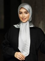روسری مجلسی شاین دار مدل سرو - Image 4
