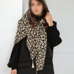 روسری نخی منگوله دار